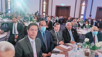 رئيس جامعة مطروح يشارك في ملتقى التعليم العالي والبحث العلمي للتحول الرقمي
