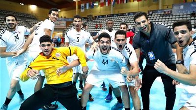 منتخب شباب اليد يستعد لأمم أفريقيا بفوز كبير أمام اليرموك الكويتى