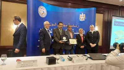 محافظة البحر الأحمر ثالث الجمهورية فى جودة التعليم ..صور