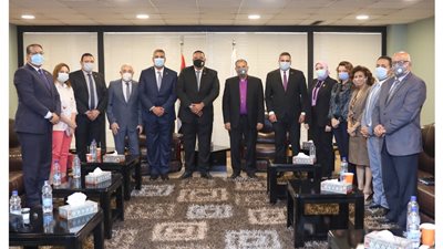 رئيس الطائفة الإنجيلية يستقبل وفدًا من تنسيقية شباب الأحزاب والسياسيين