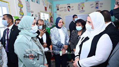 المحطة الثانية لزيارة وزيرة التضامن للفيوم .. بقرية سرسنا بطامية .. صور