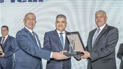 الفريق ربيع شخصية عام 2021 في قطاع النقل البحري