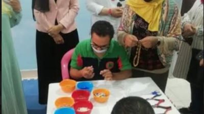 ورشة عمل لتدريب ذوي الاحتياجات الخاصة على الحرف والأشغال اليدوية بالسويس