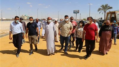 نائب المحافظ يتفقد المشروعات التنموية علي أرض السويس