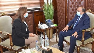 وزير التنمية المحلية يتابع مع محافظ دمياط الموقف التنفيذي لمشروعات تطوير الريف المصري