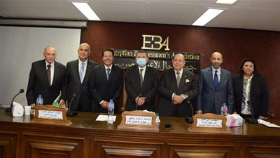 وزير قطاع الأعمال العام: علامة تجارية جديدة لمنتجات الغزل والنسيج