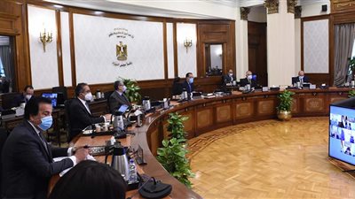 الوزراء يستعرض السيناريوهات المتوقعة لأداء الاقتصاد خلال الفترة المقبلة