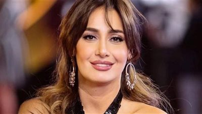 حلا شيحة تعلن ارتدائها الحجاب للمرة الثانية.. صور