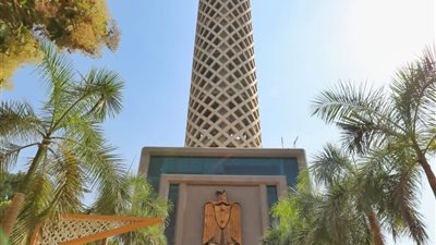 برج القاهرة يستقبل الوفد الروسي المشارك بمنتدى الشباب المصري الروسي الثاني