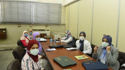 جامعة أسيوط تفتتح فعاليات الدورة التدريبية التاسعة عشر حول استخدامات الميكروسكوب الإلكتروني