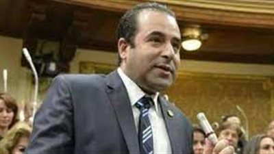 انجازات هائلة بالدورة الأولى.. اتصالات البرلمان ترحب بالإجماع برئاسة أحمد بدوي