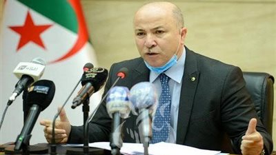 وزير المالية الجزائري يبحث مع صندوق النقد الدولي احتواء عجز الميزانية
