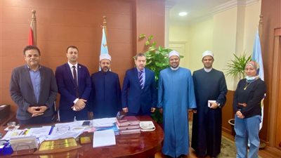 رئيس جامعة مطروح يبحث سبل التعاون مع برنامج التوعية الأسرية والمجتمعية بمركز الأزهر العالمي