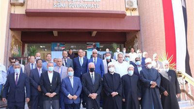 محافظ جنوب سيناء ووزير الأوقاف ومفتي الديار المصرية ووزير المالية يضعون حجر الأساس للمجمع الإسلامي بمدينة نويبع