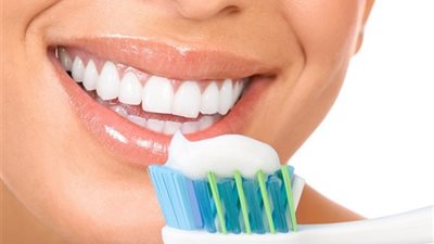 استخدام الفرشاة والمعجون بدلا من السواك ..عمل يجوز ؟... الإفتاء تجيب