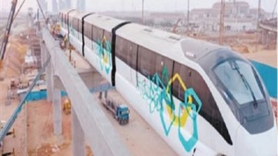 بعد تثبيت أول قطار بالعاصمة الادارية حلم المونوريل.. أصبح حقيقة