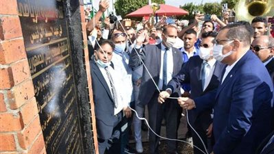 وزير الشباب ومحافظ الشرقية يفتتحان المبني الإداري بنادي الصفوة الرياضي بالعاشر