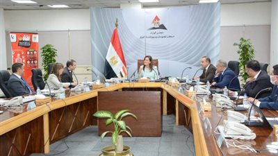 وزيرة التخطيط تناقش أوجه التعاون المشترك مع نائب رئيس البنك الأوروبى لإعادة الإعمار والتنمية