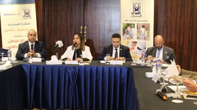 أطفال السجينات تناقش المقترحات القانونية لحل أزمة الغارمات