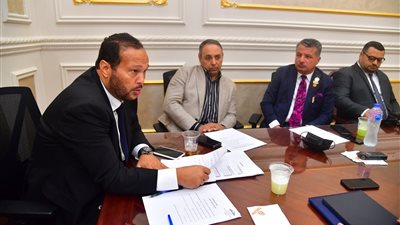 بالصور.. اجتماع لجنة الصناعة بمجلس الشيوخ برئاسة النائب محمد حلاوة