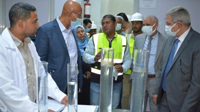 رئيس الشركة القابضة لمياه الشرب يتابع تشغيل وصيانة المحطات بقنا