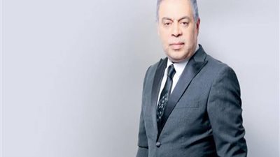 نقيب الممثلين يفرض غرامة 200جنيه لأى عضو يتخلف عن مشاركة الانتخابات .. غدا