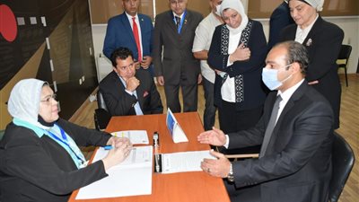 وزير الرياضة يشهد اختبارات لجان مقابلات اختيار المشاركين في مشروع 