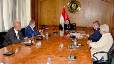 جامع تبحث تنفيذ خطة الدولة لترشيد استهلاك المياه بالمنازل والمنشأت الحكومية