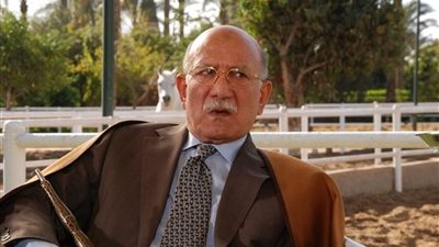 بكلمات مؤثرة.. هند صبرى تنعى رحيل احمد خليل