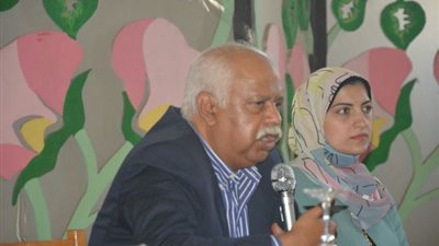 محافظ الشرقية:التقدم المذهل فى تقنيات الإتصال والتواصل يؤدى لتعرض الشباب لمحتوى هائل من المعلومات والأخبار والشائعات