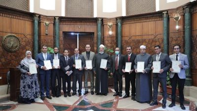 المجلس الأعلى للأزهر يكرم الفائزين من قيادات الأزهر وموظفيه في جائزة مصر التميز الحكومي