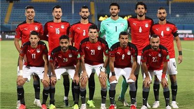 مباراة مصر وأنجولا .. التشكيل والحكام