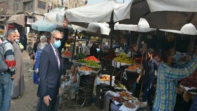 الهجان يتفقد عددا من المشروعات.. ويتابع رفع الاشغالات والنظافة بشرق وغرب شبرا الخيمة