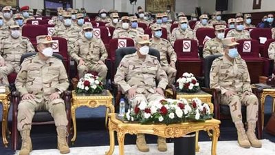 وزير الدفاع والإنتاج الحربى يشهد المرحلة الرئيسية لمشروع مراكز القيادة التعبوى 