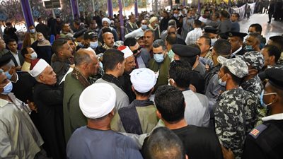 نائب محافظ قنا يشهد صلح القودة بين أبناء عمومة آل حسان بفرشوط