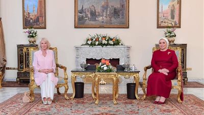 قرينة الرئيس: سعدت بلقاء الدوقة كاميلا والأمير تشارلز في بلدهما الثاني مصر