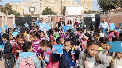 مياه المنيا : نشر رسائل التوعية بمبادرة حياة كريمة لـ 3000 طالب بمدارس مركز دير مواس