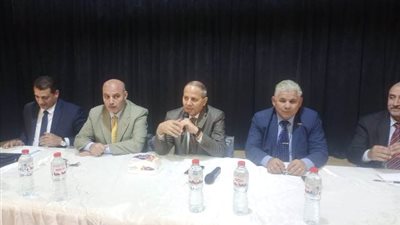 وكيل تعليم كفر الشيخ يعقد اجتماعا استعداداً لامتحانات الفصل الدراسي الأول