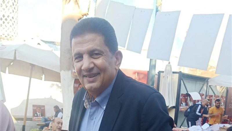 الكابتن مصطفى عبده