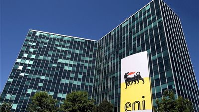 إيني تبيع 49.9% من حصتها في خطوط لنقل الغاز الجزائري لمجموعة سنام