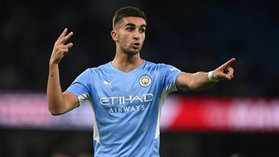 مانشستر سيتي يرفض عرضا من برشلونة لضم فيران