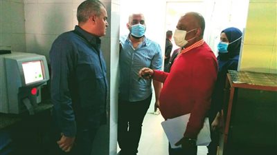 وكيل وزارة الصحة بالبحر الأحمر يتفقد وحدة صحة الأسرة بالميناء بمدينة الغردقة