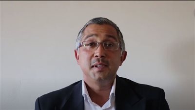 «صحة جنوب إفريقيا»: على اتصال مع 
