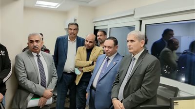 رئيس مصلحة الجمارك يتفقد مركز الخدمات اللوجستية