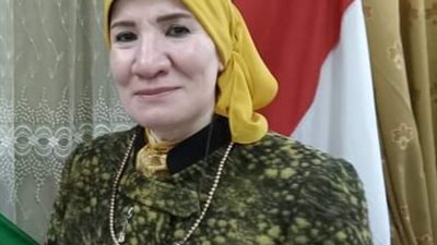 مديرة تعليم الخانكة: ربط الأقسام ببعضها لتيسير العمل علي الجميع