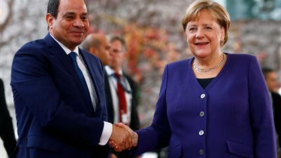 الرئيس السيسى يؤكد تشرفه بالعمل المثمر مع ميركل