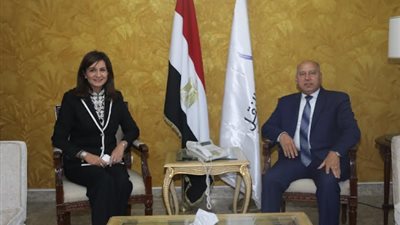 وزيرا الهجرة والنقل يبحثان التيسيرات الخاصة بسفر العمالة المصرية في الأردن