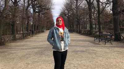 منه فاروق تفوز بجائزة المجلس القومي للمرأة ..كأفضل مشروع تخرج وبحث علمي