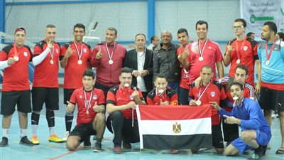 البنك الأهلي وشرق حلوان يتوجان بدوري كرة القدم باتحاد الإعاقات الذهنية .. صور