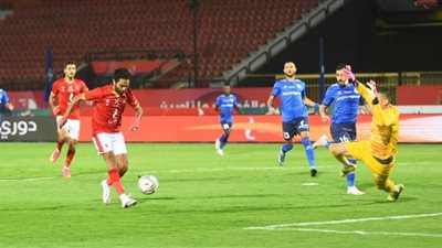 الأهلى يتلقى صدمة جديدة خلال مواجهة سموحة الودية